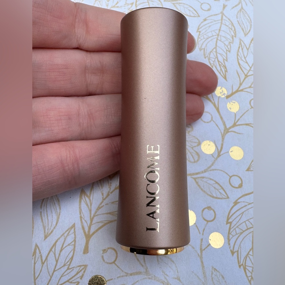 Lancôme L’absolu Rogue Lipstick 210 Unspoken Feelings Matte